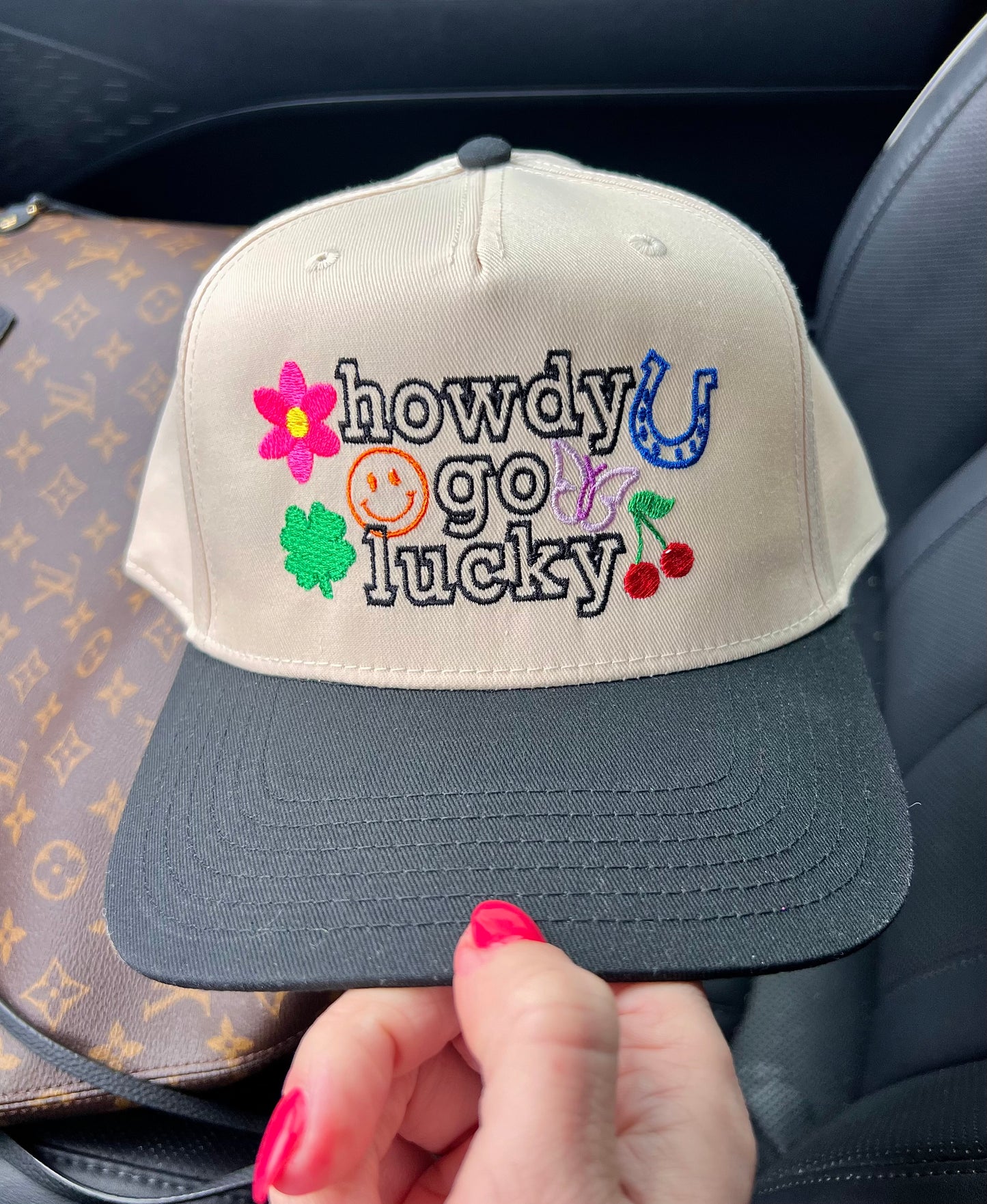 Howdy Go Lucky - Black/Cream