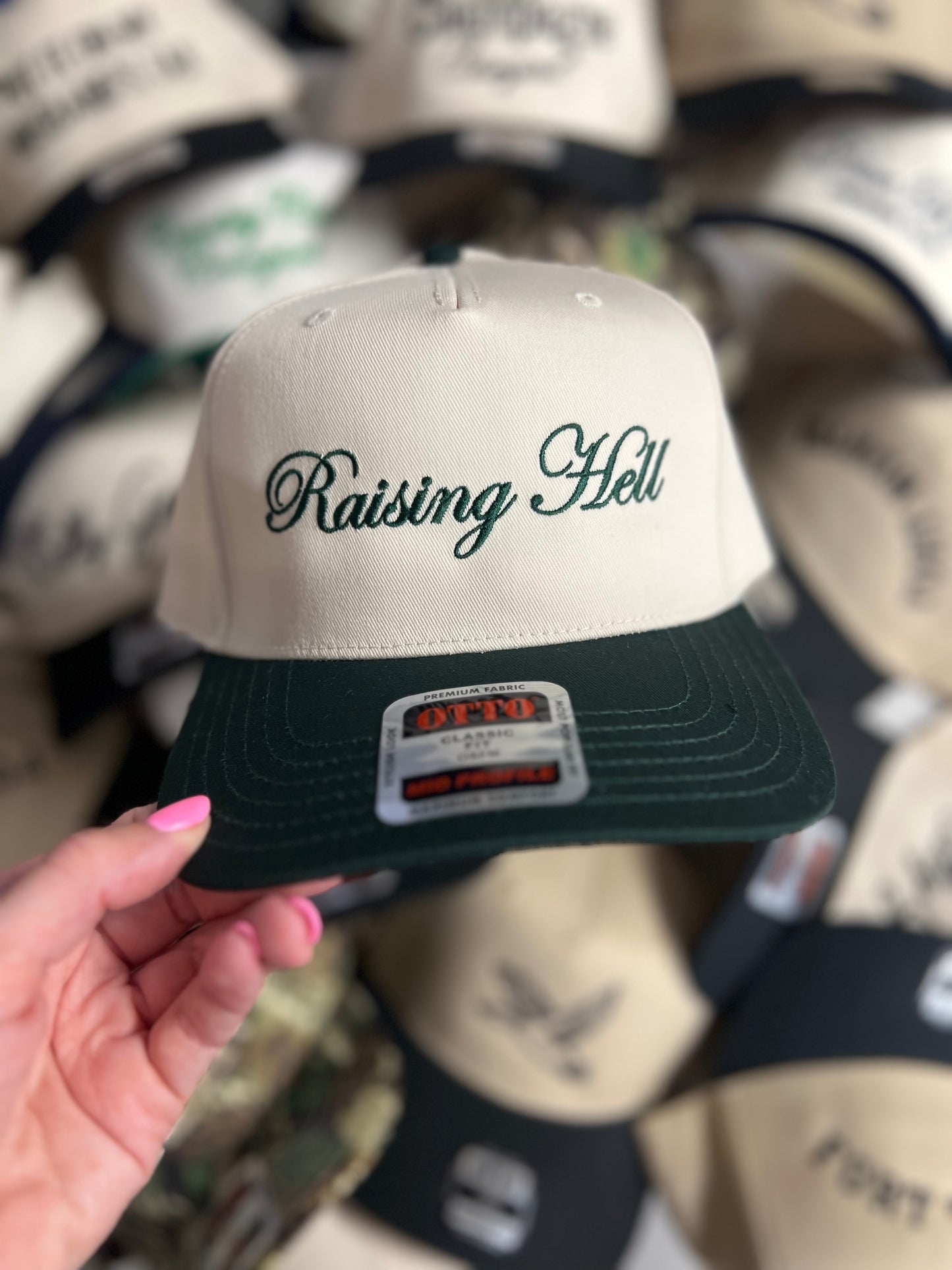 Raising Hell - Dark Green/Natural