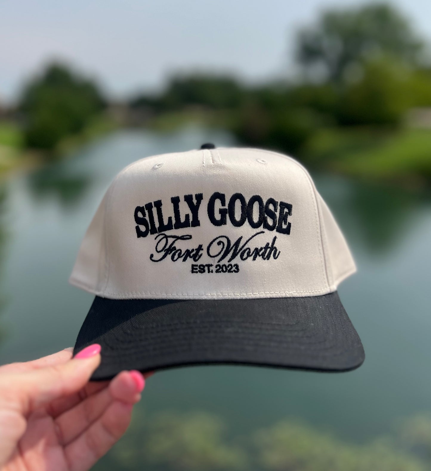 Silly Goose - Black/Natural