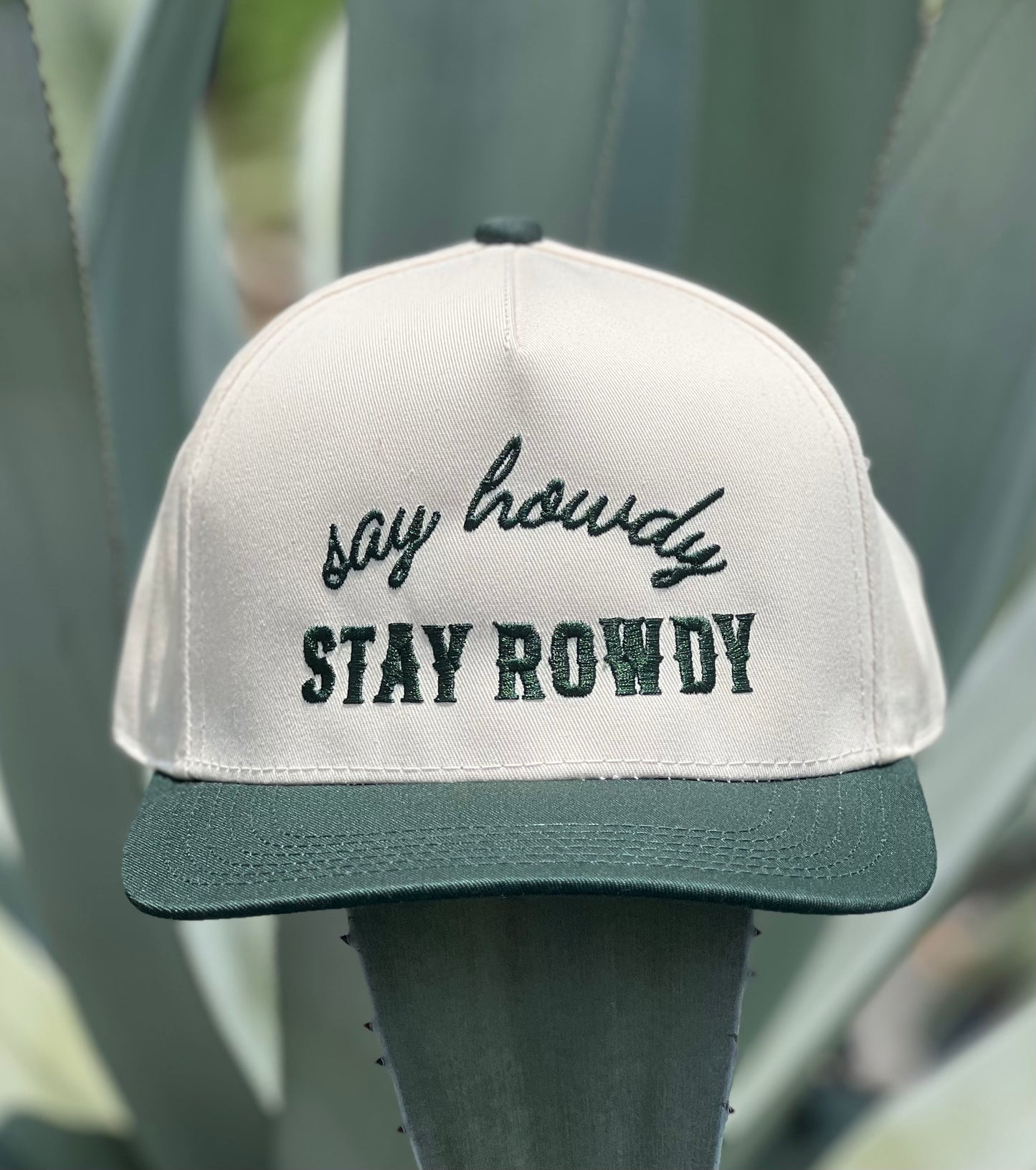 Stay Rowdy - Dark Green/Natural