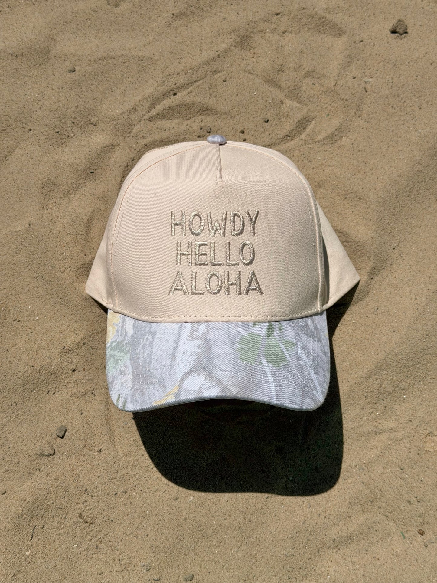 Howdy Hello Aloha - Camo
