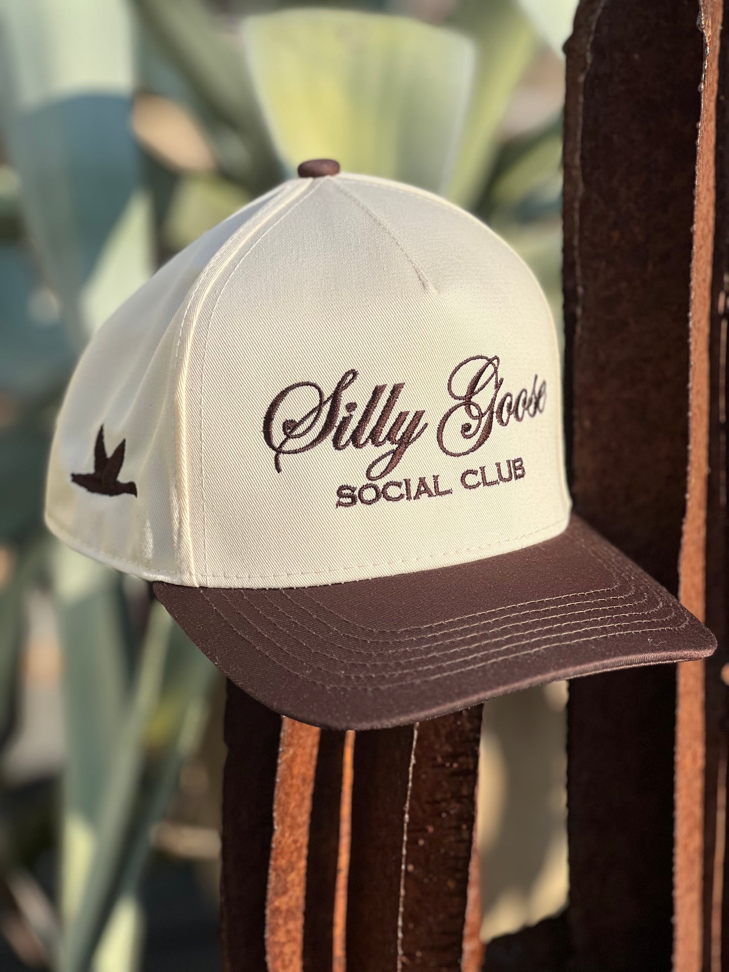 Silly Goose Social Club - Brown/Natural