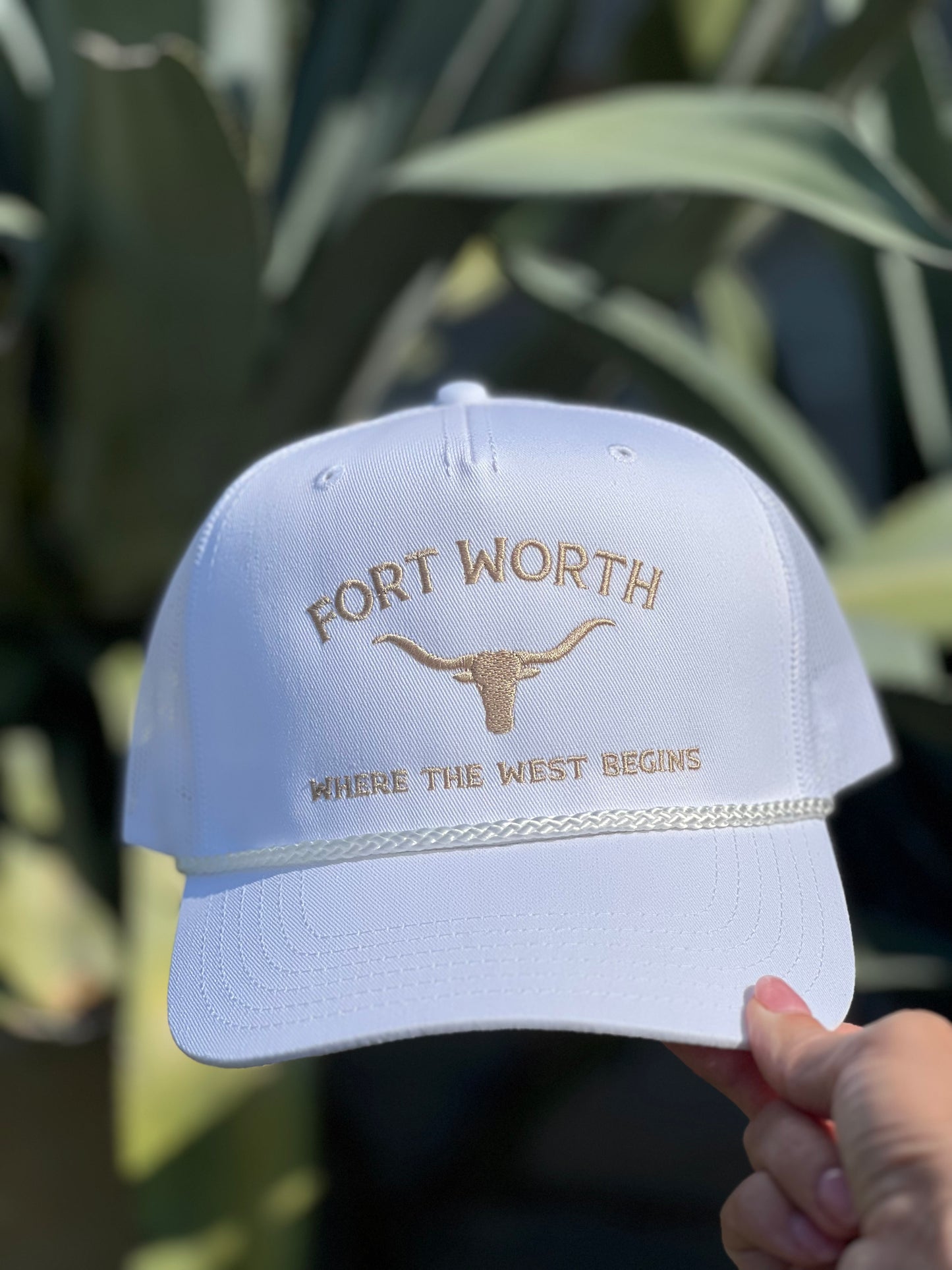 Fort Worth, Where The West Begins - White