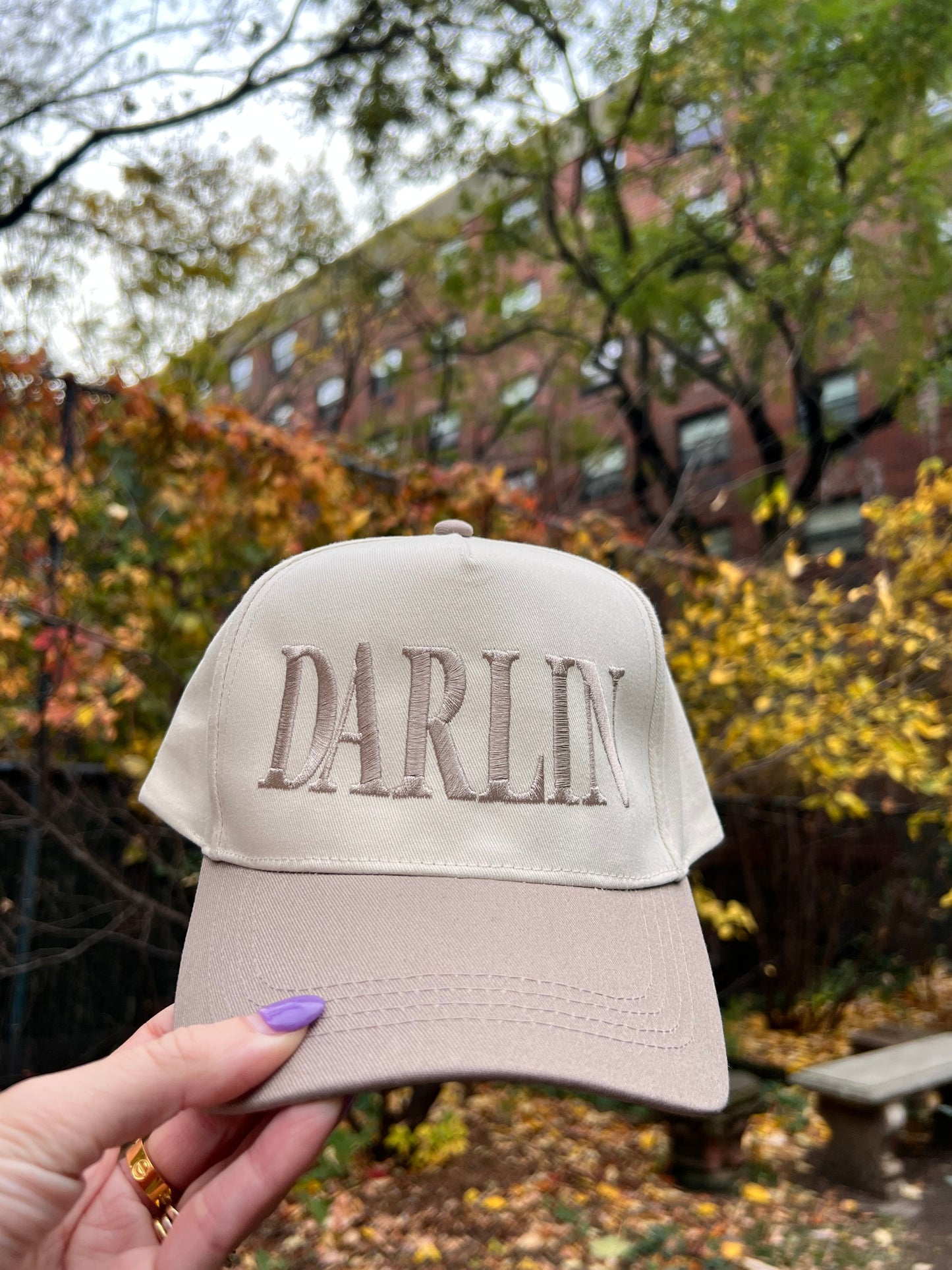 Darlin - Tan/Natural